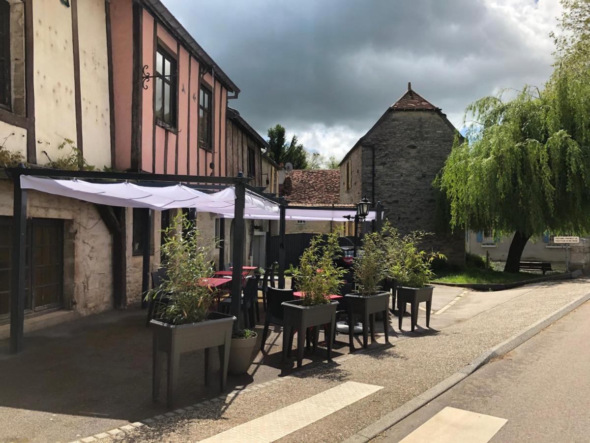 Auberge Du Renard'Eau Bèze エクステリア 写真